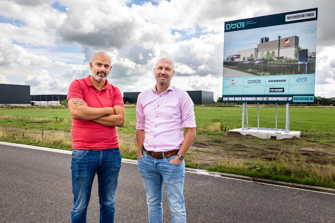 Hier komt een nieuwe fabriek, dankzij stroom van de buren | Regio ...