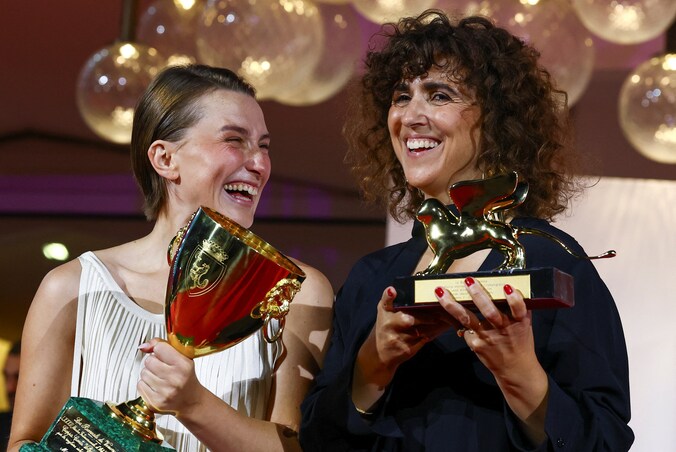 Deens oorlogsdrama grote winnaar op filmfestival Venetië, John ...