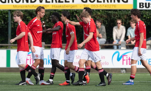 Uitslagen, doelpuntenmakers én wedstrijdverslagen amateurvoetbal ...