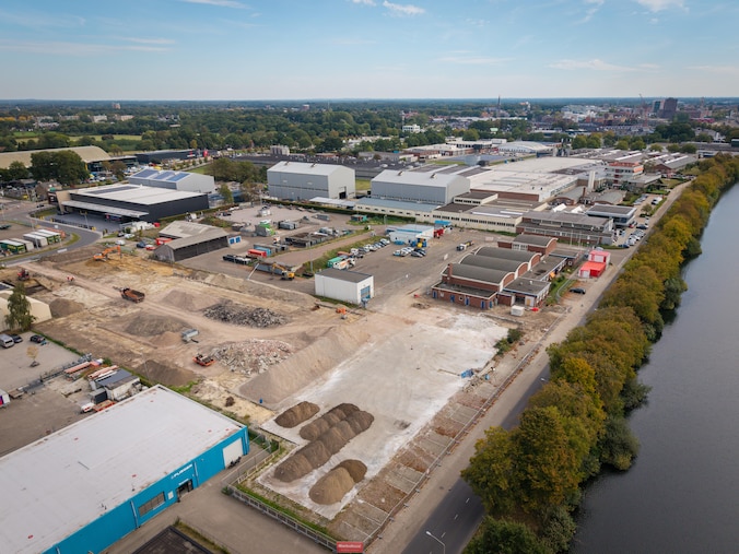 Bezwaar loopt nog, maar sloop is al begonnen: gemeentewerf in Almelo ...