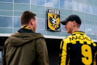 Vitesse raakt proflicentie kwijt: de teloorgang na drie hectische jaren in vogelvlucht uitgelegd
