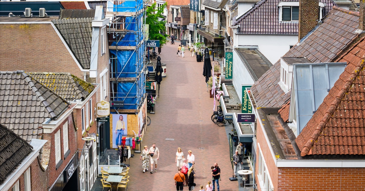 Hardenberg ligt pal aan de Vecht, maar daar zie je in het centrum te weinig van terug