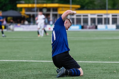 Uitslagen, doelpuntenmakers én wedstrijdverslagen amateurvoetbal (zaterdag)