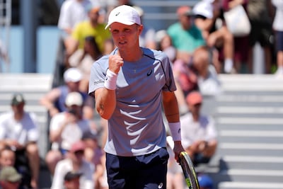 LIVE Roland Garros | Jesper de Jong ziet taaie Rus langszij komen na sterk begin in derde ronde