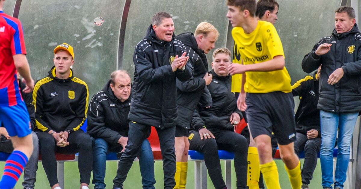 Trainer Leppink over zijn vertrek bij Borne: ‘Er leek niets aan de hand ...