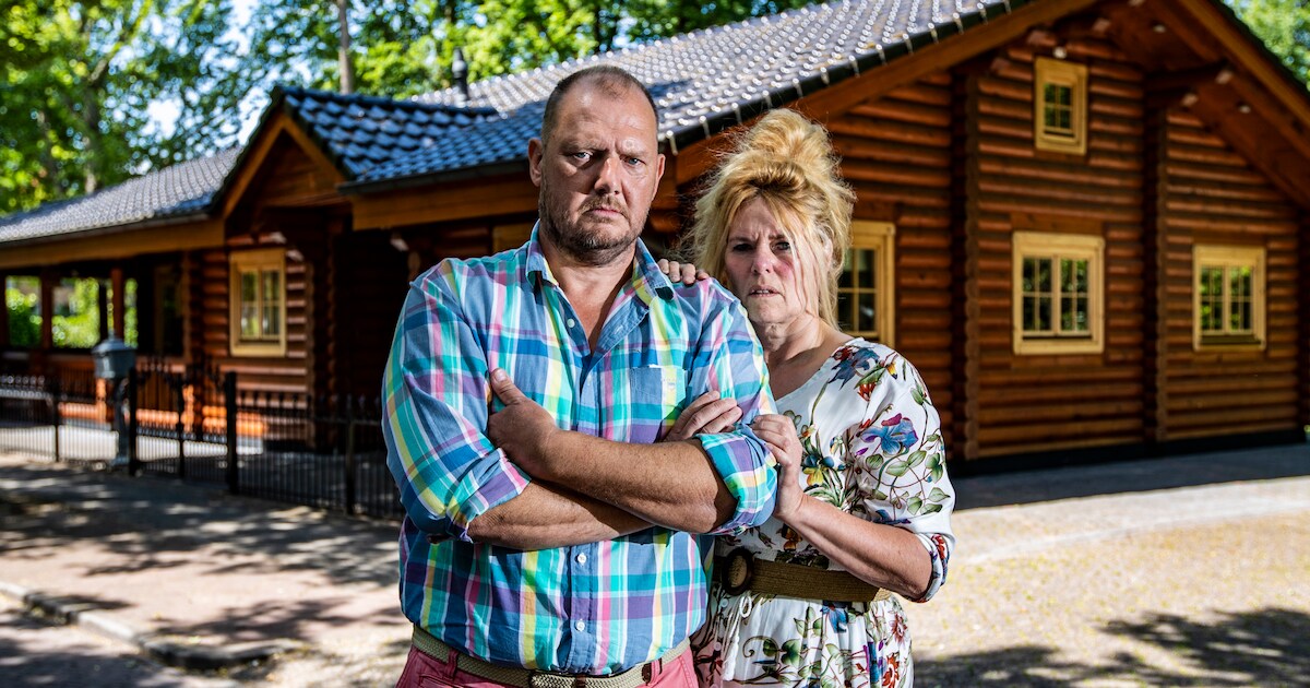 Eigenhandig gebouwd droomhuis in Deventer dreigt nachtmerrie te worden: ‘Ik word als voorbeeld gebru