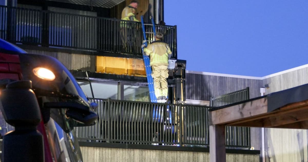 Woning loopt schade op bij brand in Enschede