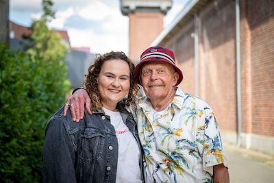 Wat doe je als je buren blowen? Twee generaties aan het woord over overlast en woongenot