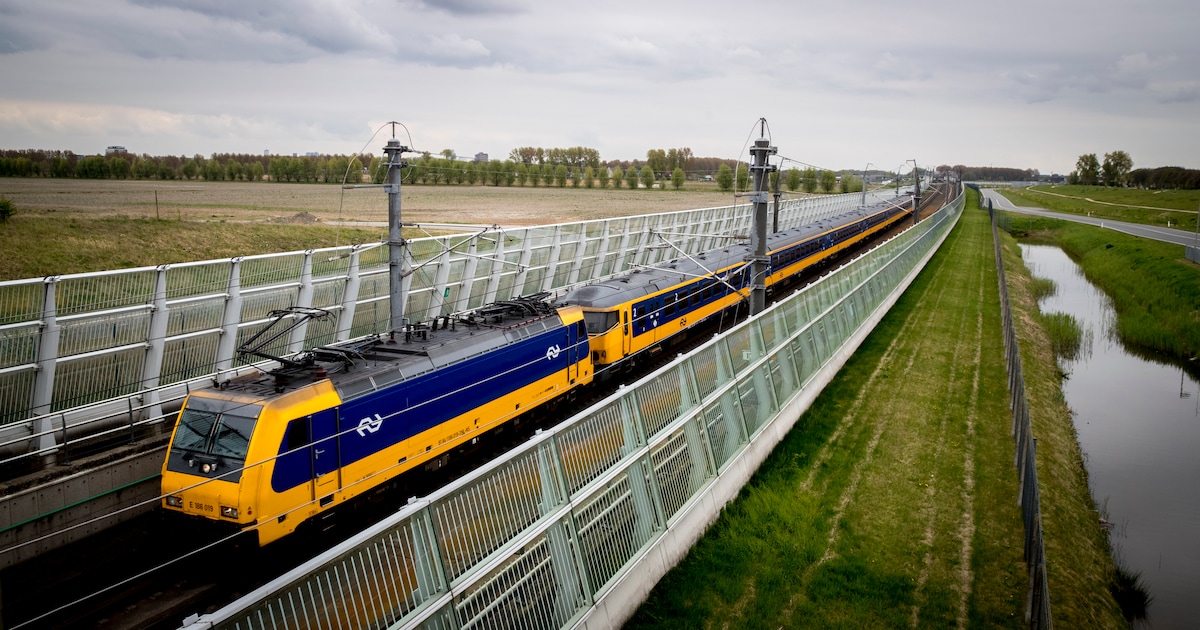 ‘Hogesnelheidslijn ten zuiden van Schiphol bijna drie maanden dicht voor renovatie’