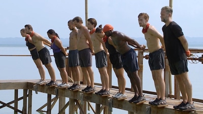 Anticlimax op Chaoseiland Expeditie Robinson: ‘Moeten we nou een poppenkast in elkaar zetten?’