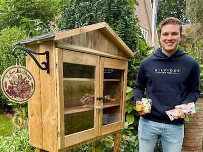 Nick (24) opent ’t Smikkelhoes in zijn voortuin: ‘Ik wil meer doen met mijn passie’