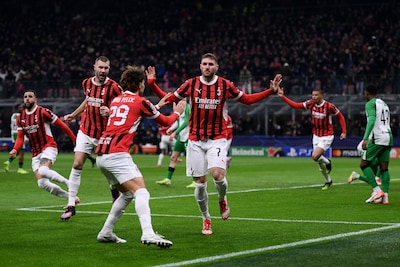 Santiago Giménez zaterdag terug in de Kuip voor ereronde in de rust