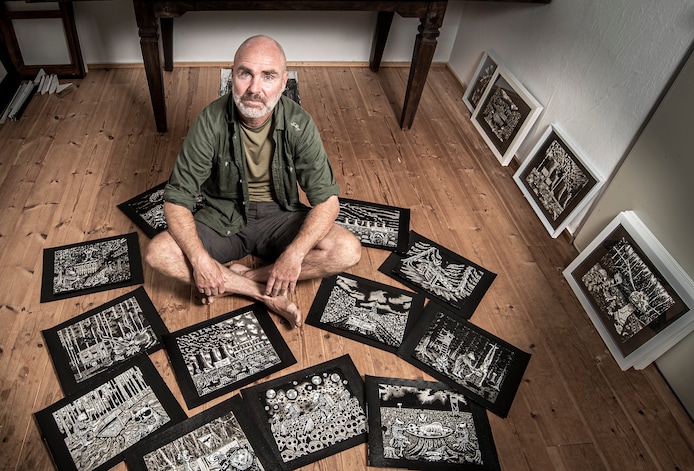 Kunstenaar Ivo Kamphuis doet met zijn serie ‘Kruistocht der Dieren’ mee aan grote klimaatexpo in Zwolle.